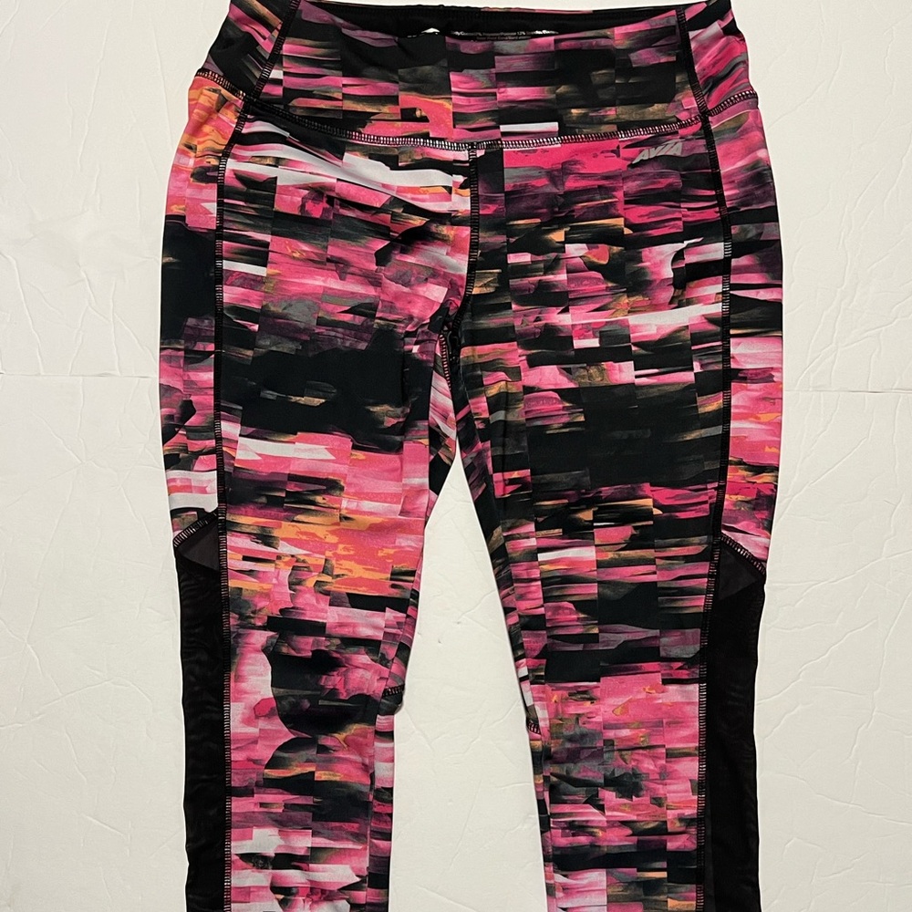 Womens Avia Pink And Black Athletic Capri Leggings Size Small